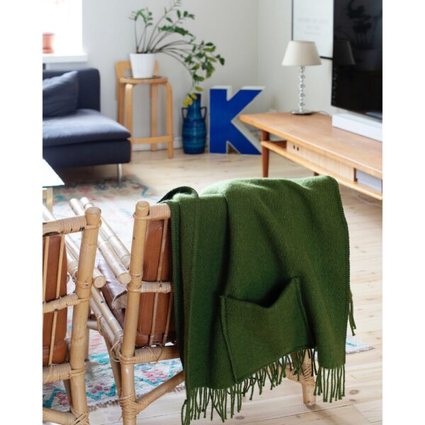 Lapuan Kankurit<br>羊毛口袋披肩 (UNI 橄欖綠)